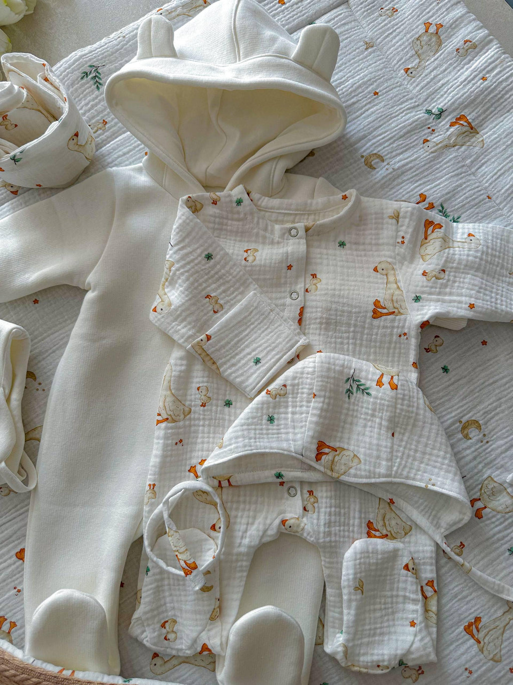 Muslin Baby Set with Swaddles: Organic Cotton Sleepwear and Bonnet (0–3 Months)