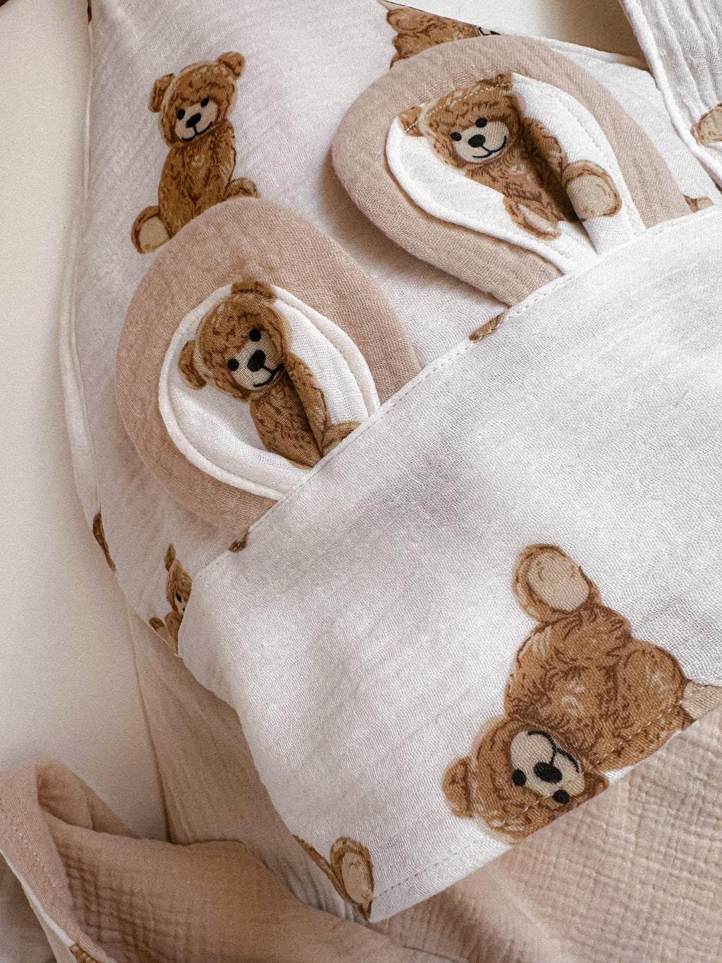 Organic Muslin Baby Swaddle Towel — Hypoallergenic, Irritation-Free, Soft