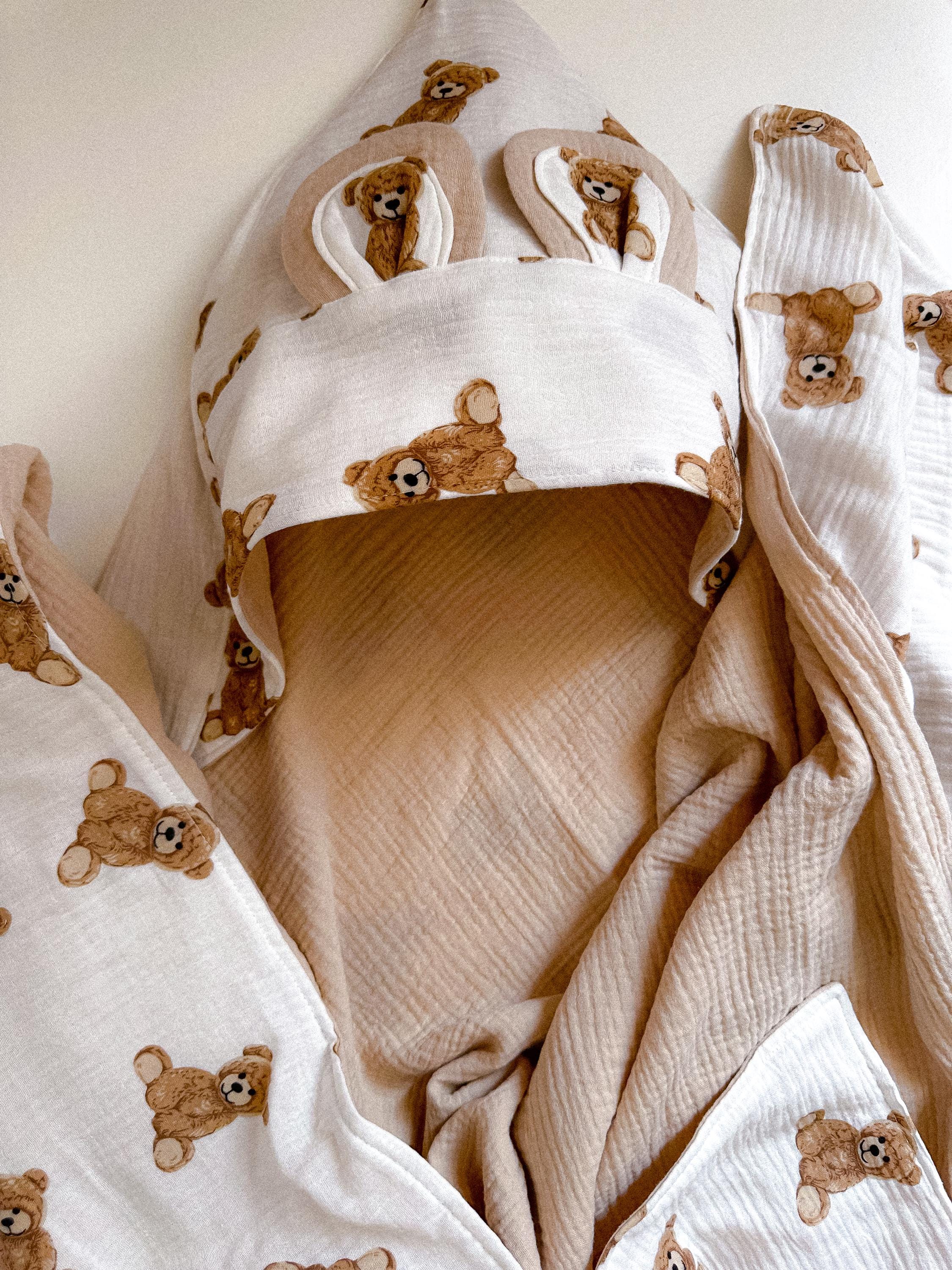 Organic Muslin Baby Swaddle Towel — Hypoallergenic, Irritation-Free, Soft