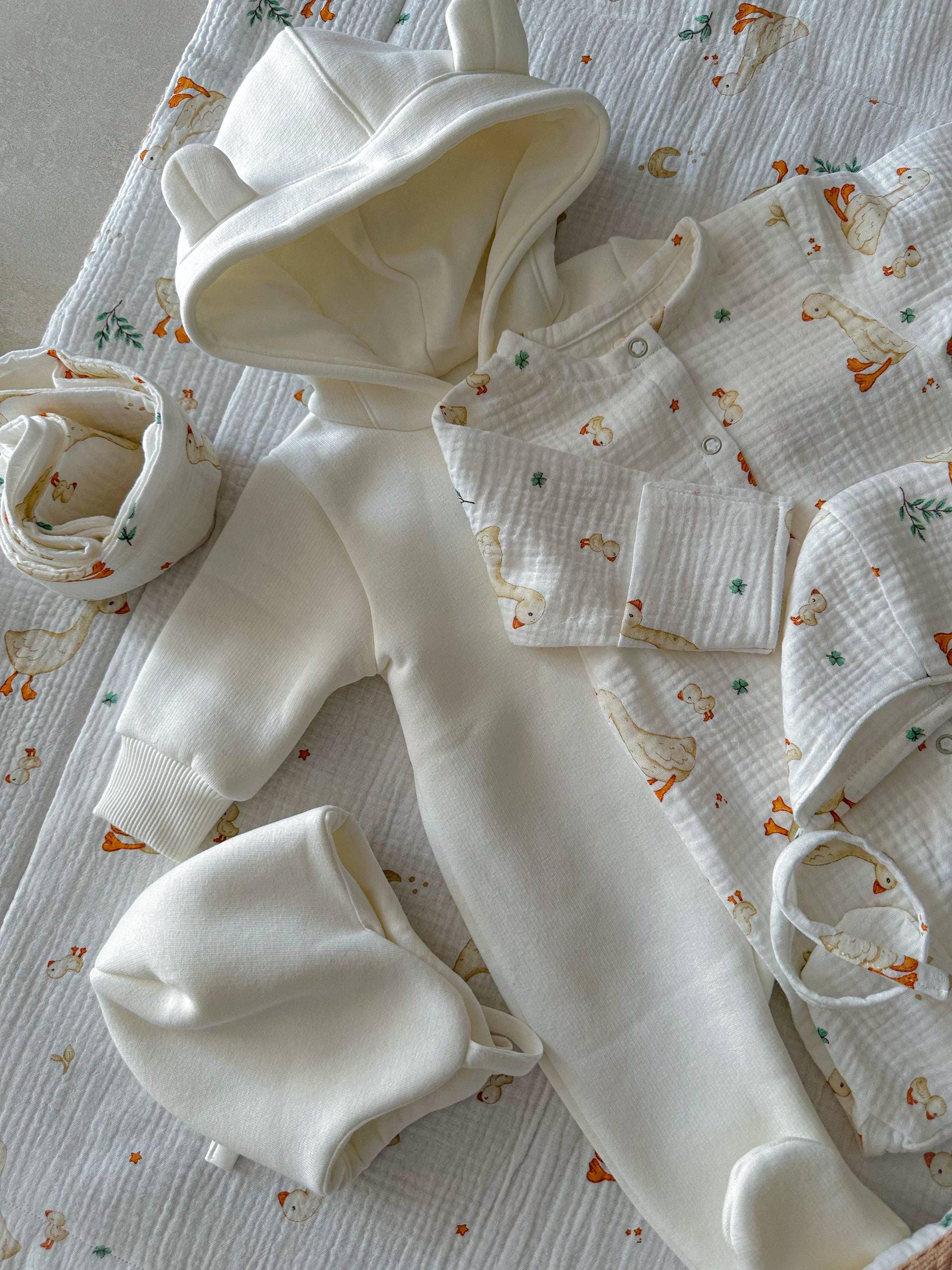 Muslin Baby Set with Swaddles: Organic Cotton Sleepwear and Bonnet (0–3 Months)